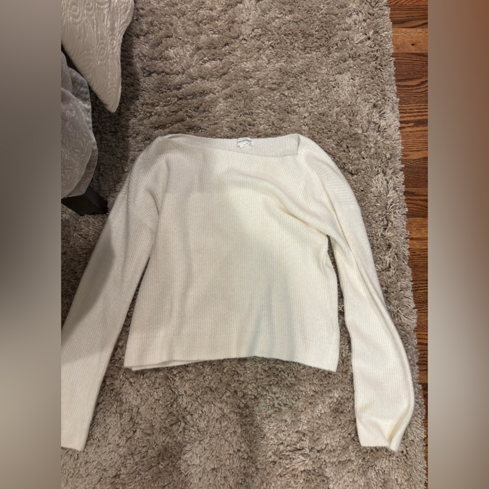LOVERS + FRIENDS: OFF SHOULDER SWEATER TOP - Picture 5 of 7